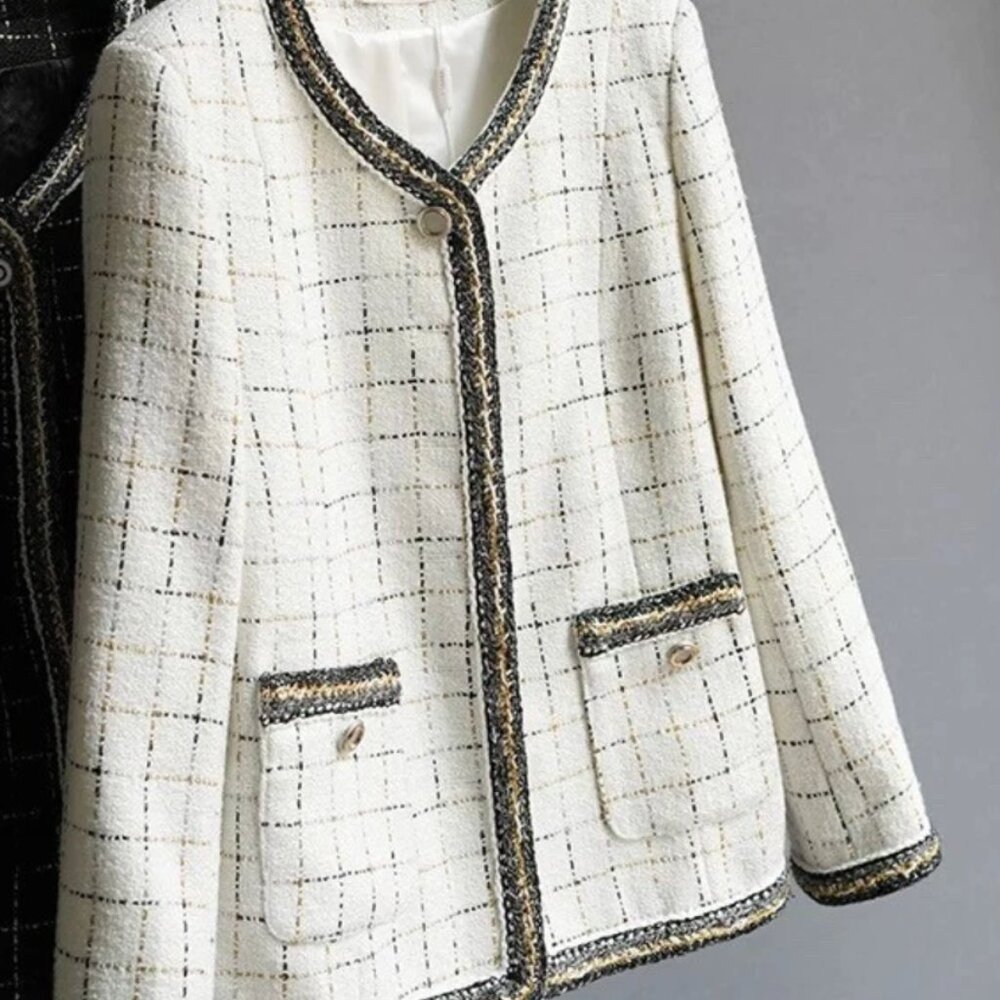 CoCo C-Inspired Tweed Jacket XS-S Hand-Beaded Detailing - Elegant and Chic